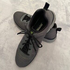 Sketchers Memory Foam Lite Weight Men's Athletic Tennis Shoe 12